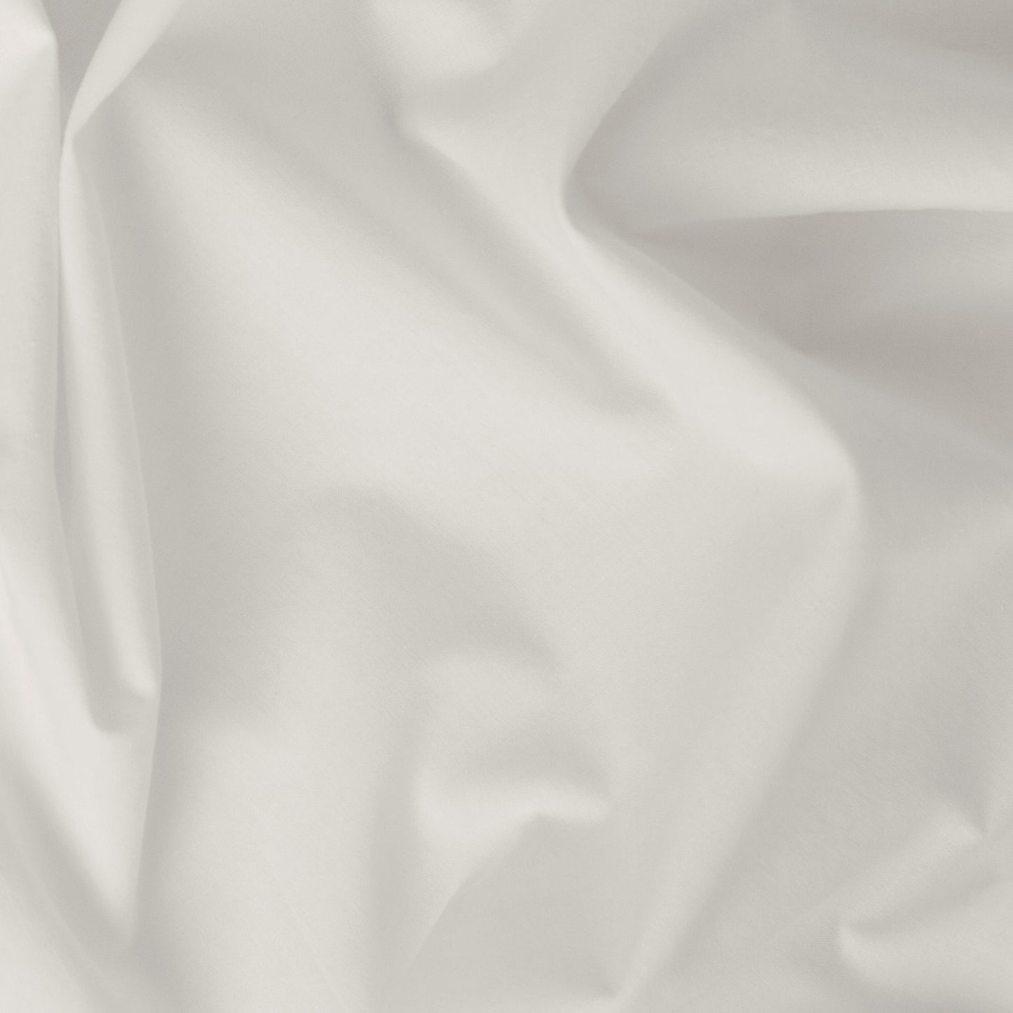 Close-up view of the fabric on the the Tuft and Needle Percale Duvet Cover Set||color:sand
