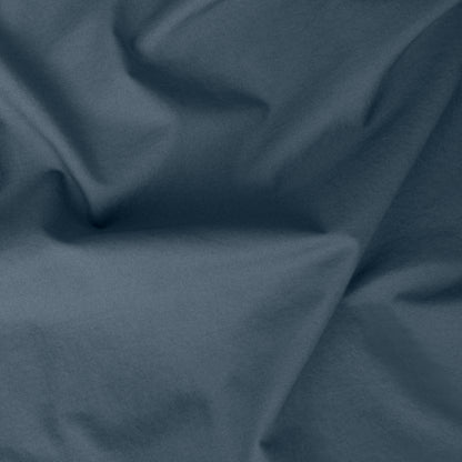 Close-up view of the fabric on the the Tuft and Needle Percale Duvet Cover Set ||color:slate